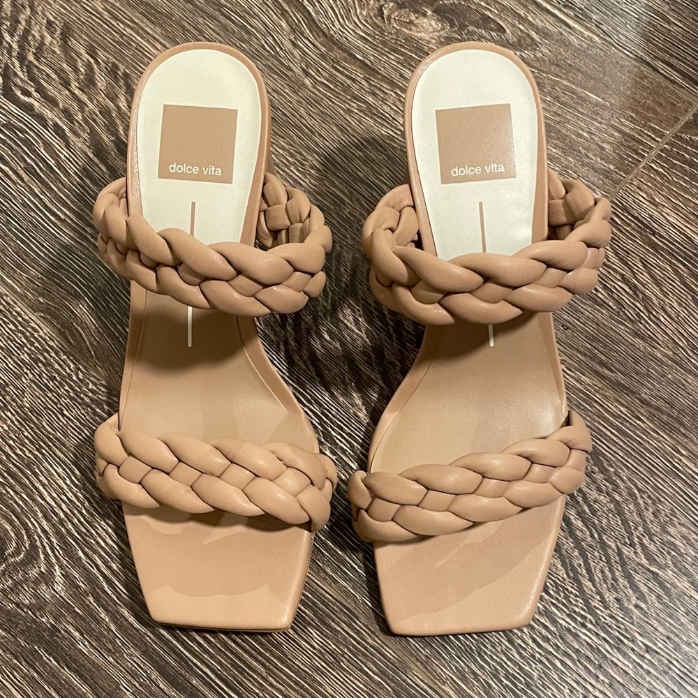 Dolce Vita Paily Wide Sandal